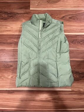 Eddie Bauer Sage Green Quilted Puffer Vest